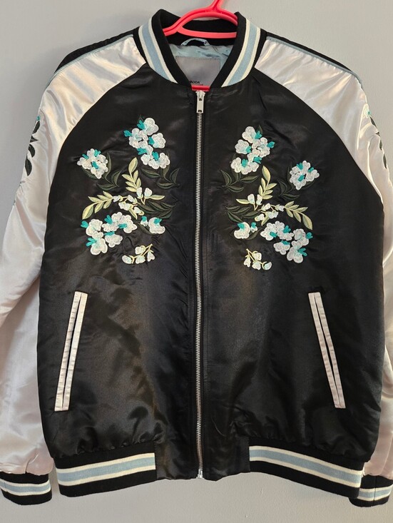 Vero Moda Jackets & Blazers - Vero Moda Black & Teal‎ Blue Floral Japanese Style Bomber Zip Up Jacket Size M